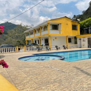 FINCA EN BARBOSA #107